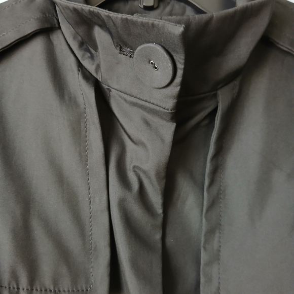 Kenneth Cole Women's Black Collared Button Up Trench Coat Size M - Picture 3 of 9